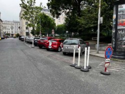 Közlekedésszabályozás kordonnal